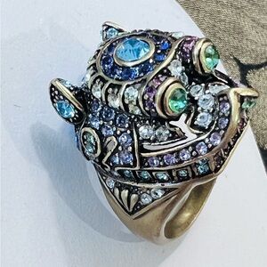 Heidi Daus Glittering Guardian Fu Dog Swarovski Crystals ring size 8 like new